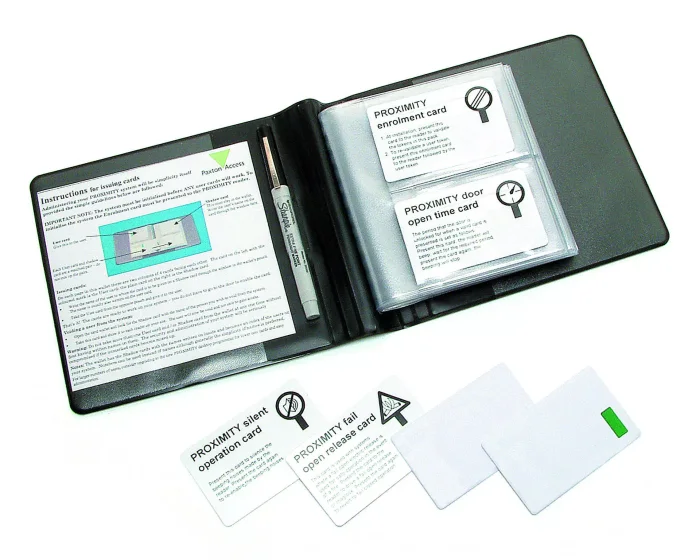 Paxton **Discontinued** Paxton 830-100G ISO Proximity Cards -Green
